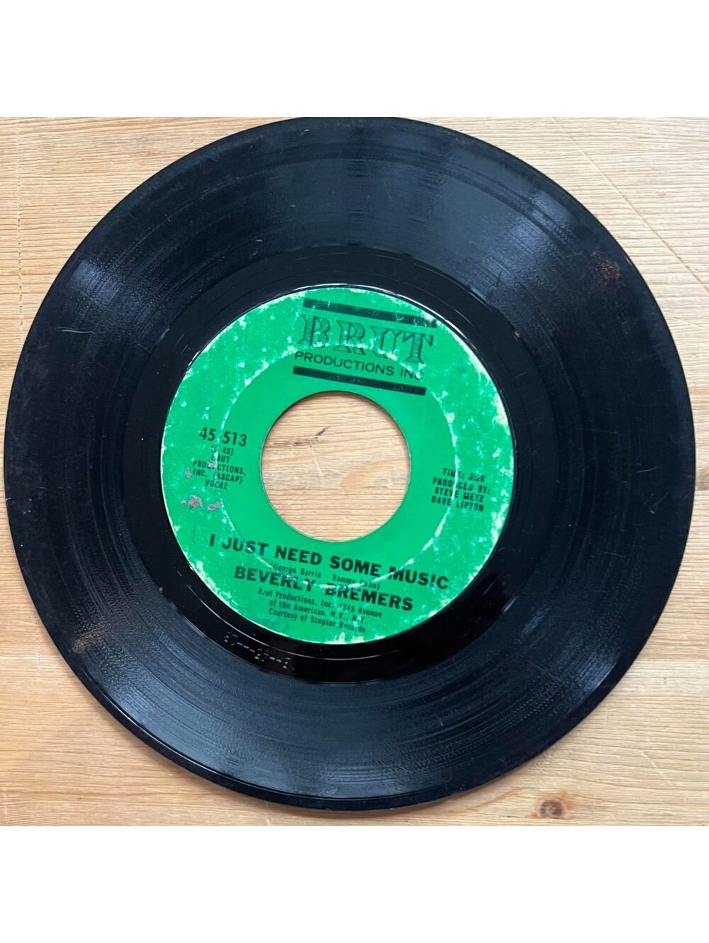 Beverly Bremers - I just need Some Music/Let it Play On 45rpm VG+ R14